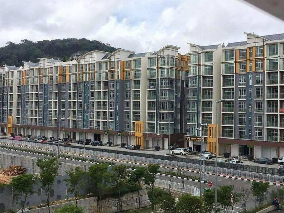 W5warmstay@golden Hill/penthouse/wifi/3r/nightmarket/2carpark Brinchang